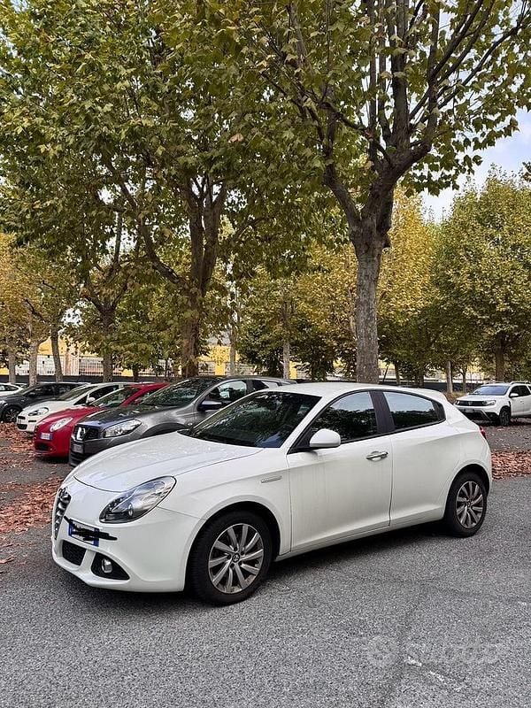 Usata Alfa Romeo Giulietta 120 CV (88 kW) 2015 Utilitaria
