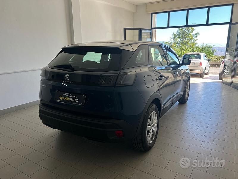 Usata Peugeot 3008 Allure 131 CV (96 kW) 2022 Verde Station wagon