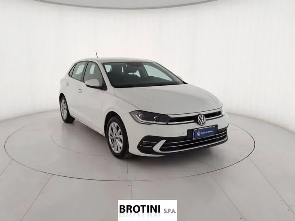 Usata VW Polo Style 95 CV (69 kW) 2023 Bianco Utilitaria