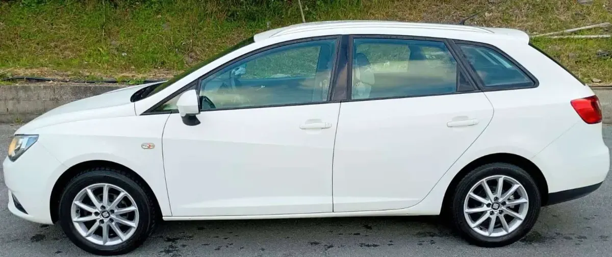 Usata Seat Ibiza ST Business 90 CV (66 kW) 2016 Bianco Station wagon