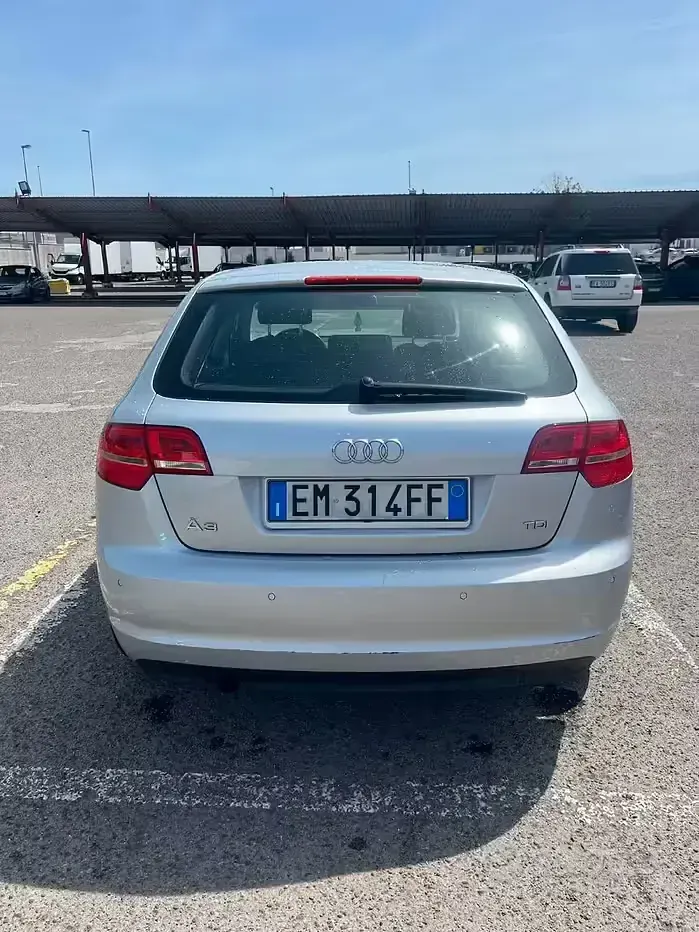 Usata Audi A3 90 CV (66 kW) 2012 Grigio Utilitaria