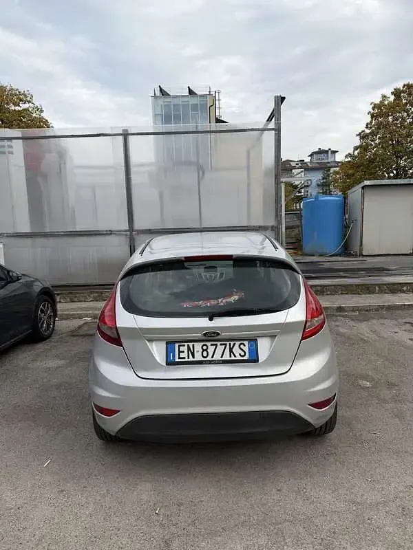 Usata Ford Fiesta Business Edition 69 CV (50 kW) 2012 Berlina