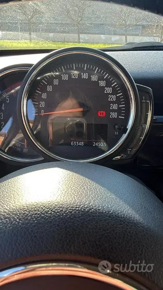 Usata Mini One D 102 CV (75 kW) 2019 Grigio Utilitaria