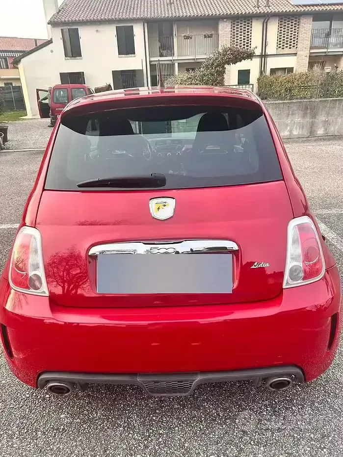 Usata Abarth 500 135 CV (99 kW) 2009 Rosso Utilitaria