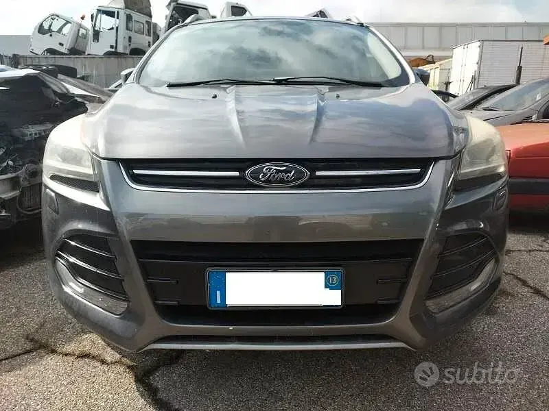 Usata Ford Kuga Titanium 140 CV (102 kW) 2013 Grigio SUV
