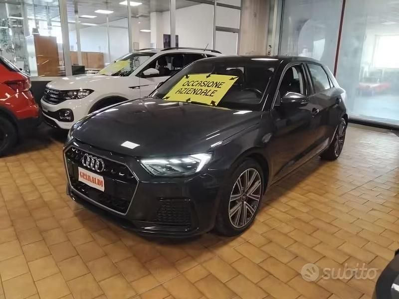 Usata Audi A1 Sportback Advanced Plus 110 CV (80 kW) 2022 Grigio manhattan / metallizzato Utilitaria