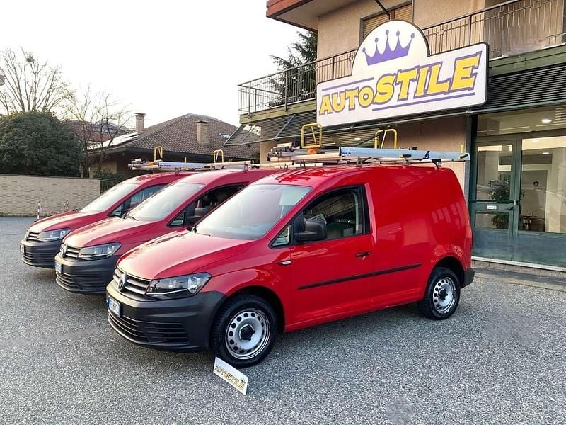 Usata VW Caddy 122 CV (89 kW) 2016 Rosso Monovolume