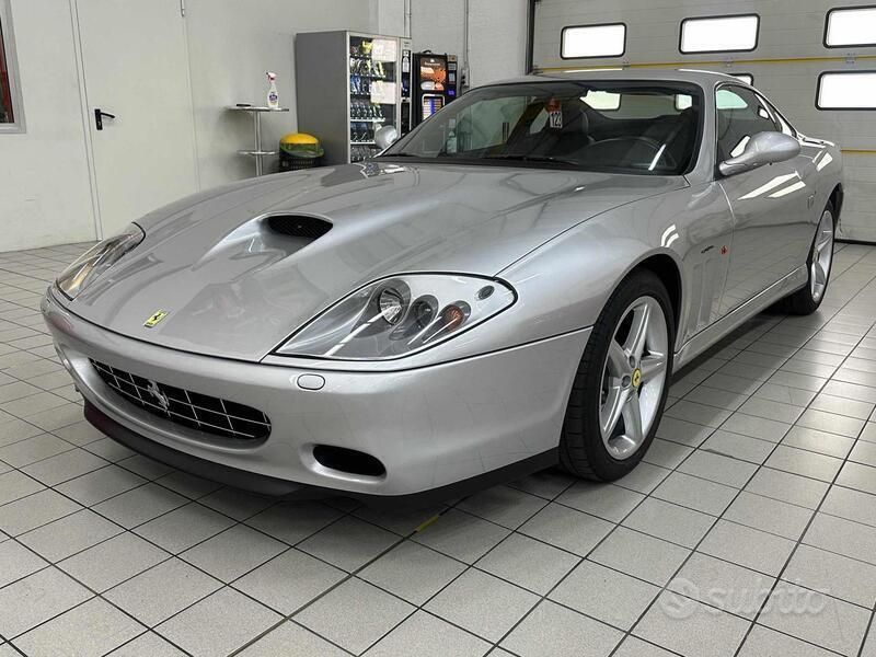 Usata Ferrari 575 515 CV (378 kW) 2005 Argento Coupé