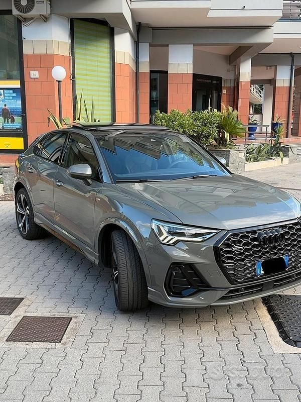 Usata Audi Q3 Sportback S-Line 200 CV (147 kW) 2025 Grigio SUV