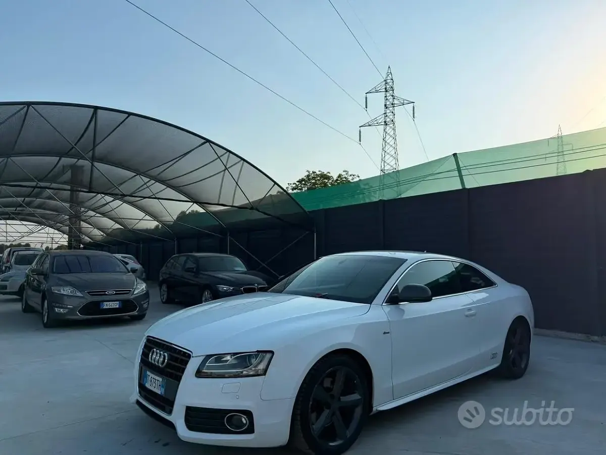 Usata Audi A5 Ambition 180 CV (132 kW) 2009 Bianco Coupé