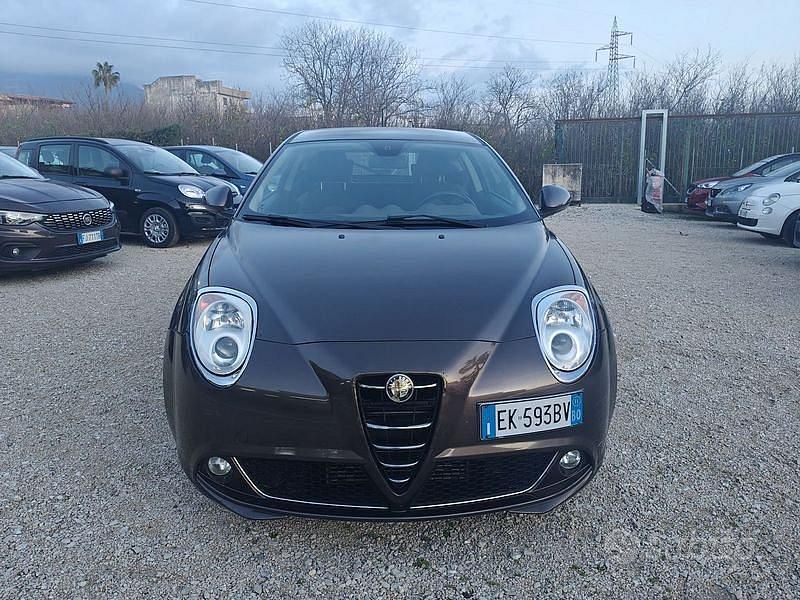 Usata Alfa Romeo MiTo Distinctive 95 CV (69 kW) 2011 Marrone Utilitaria