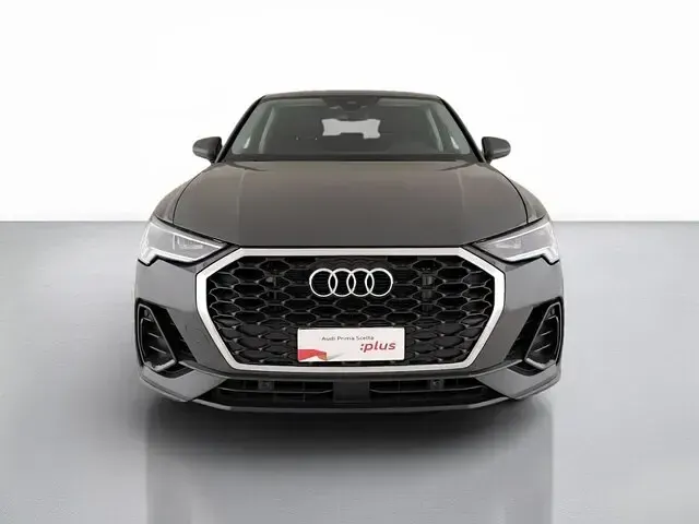 Usata Audi Q3 Sportback Business Plus 245 CV (180 kW) 2022 Grigio atomico metallizzato SUV