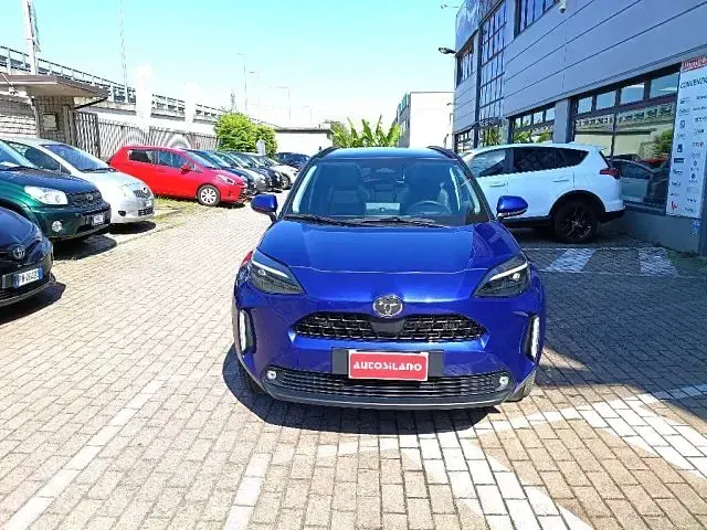 Usata Toyota Yaris Cross Lounge 92 CV (67 kW) 2024 Blu SUV