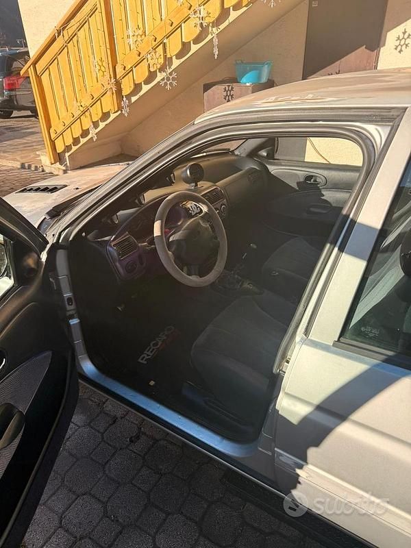 Usata Ford Escort Ghia 88 CV (64 kW) 1996 Grigio Station wagon