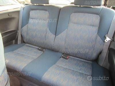 Usata Honda HR-V 105 CV (77 kW) 2001 Nero SUV