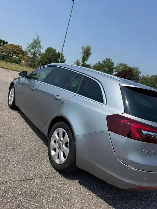 Usata Opel Insignia Cosmo 136 CV (100 kW) 2015 Station wagon