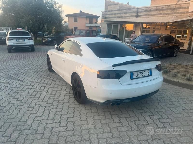 Usata Audi A5 Ambition 180 CV (132 kW) 2010 Bianco Coupé