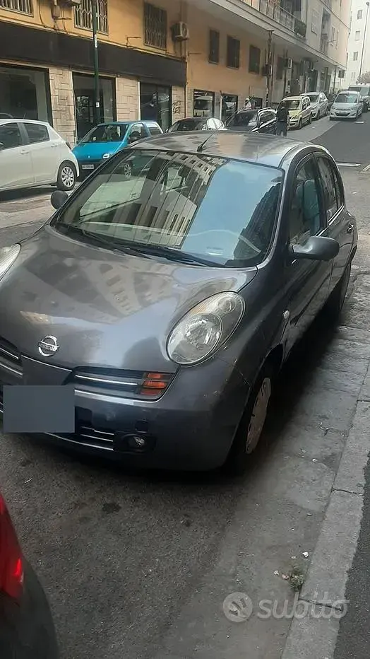 Usata Nissan Micra 80 CV (58 kW) 2005 Grigio Berlina