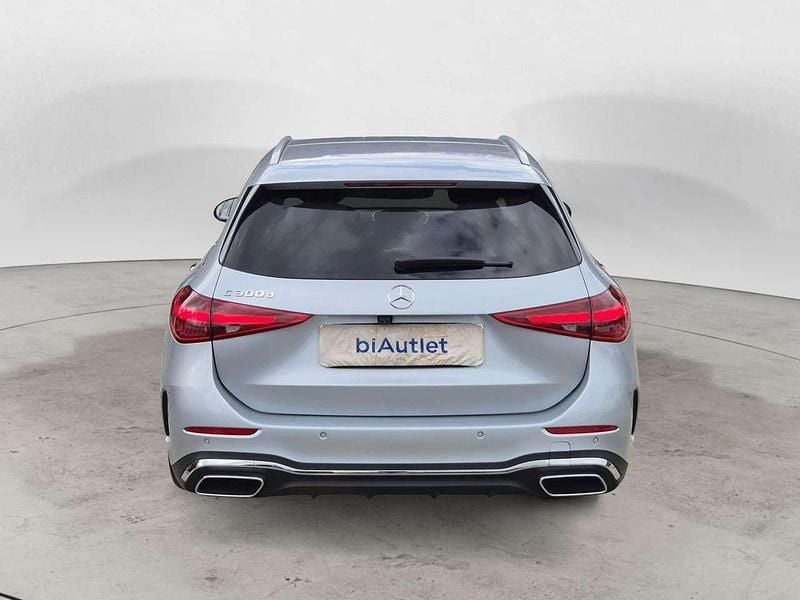 Usata Mercedes C300e Premium Plus 265 CV (194 kW) 2022 Grigio Station wagon