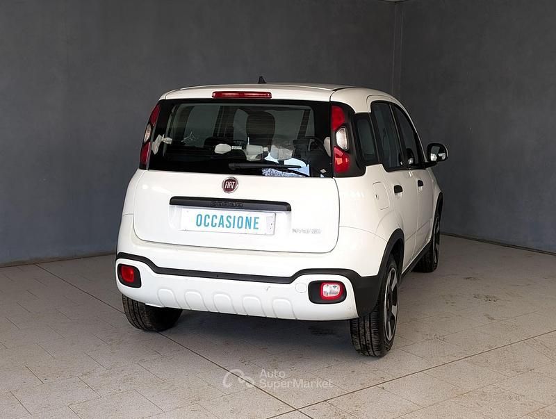Usata Fiat Panda Cross Cross 94 CV (69 kW) 2023 Bianco Utilitaria