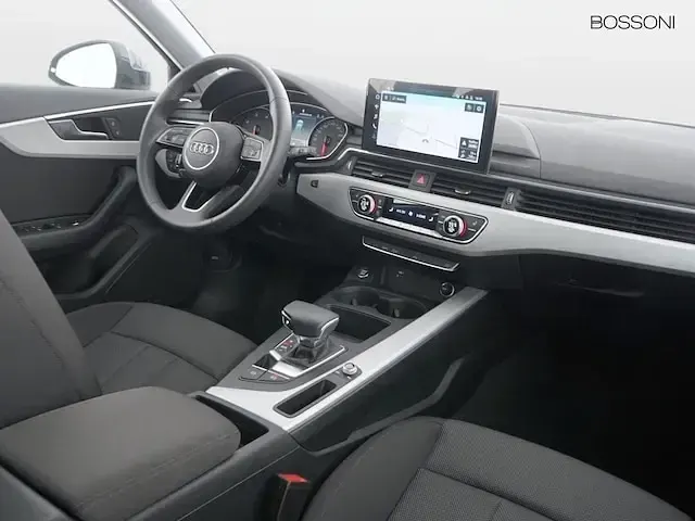 Usata Audi A4 Advanced 136 CV (100 kW) 2024 Grigio Station wagon