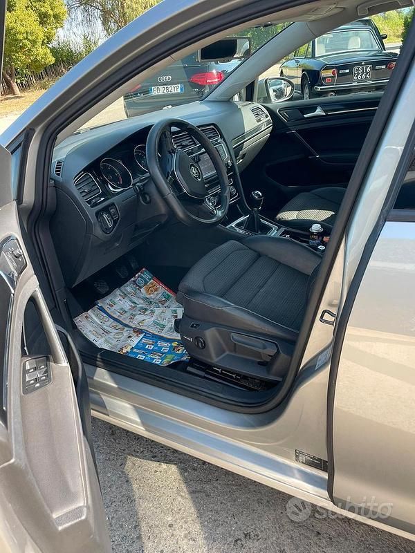 Usata VW Golf VII 110 CV (80 kW) 2013 Grigio Berlina