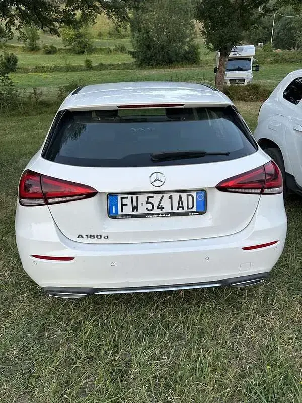 Usata Mercedes A180 116 CV (85 kW) 2019 Bianco Coupé