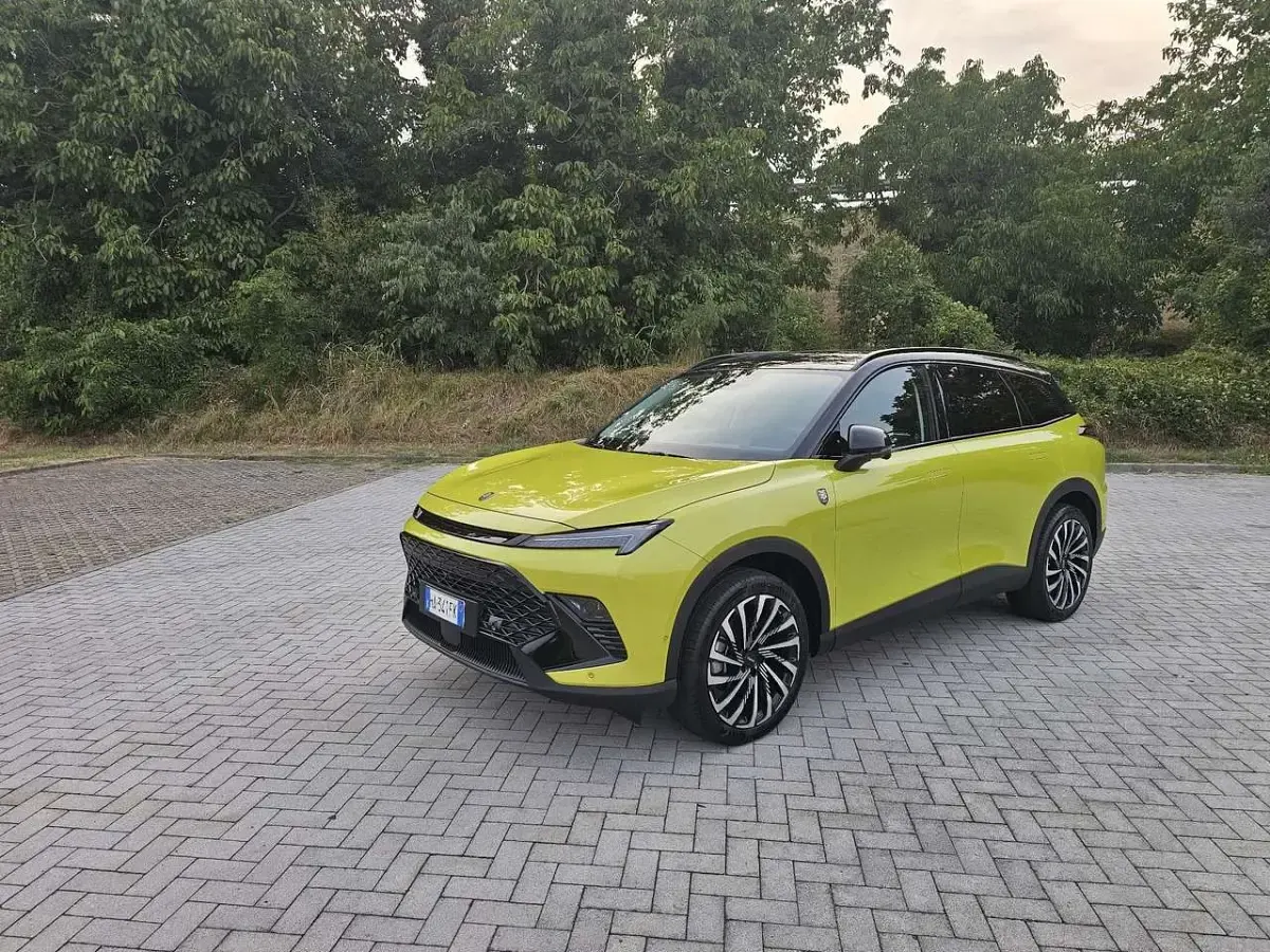 Usata Tiger Six 177 CV (130 kW) 2025 Giallo SUV