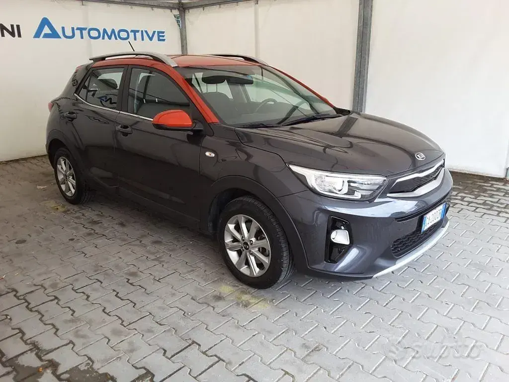 Usata Kia Stonic Style 116 CV (85 kW) 2020 Grigio SUV