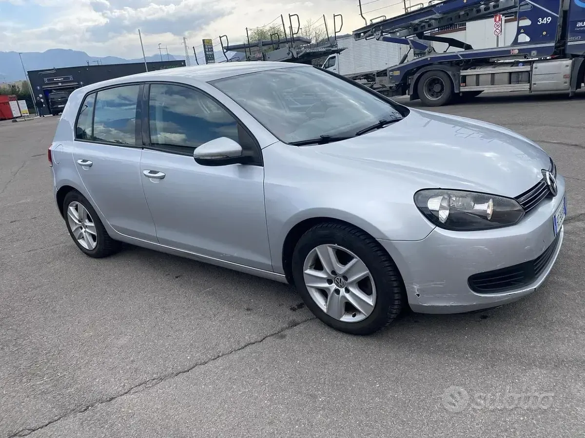 Usata VW Golf VI 140 CV (102 kW) 2009 Utilitaria