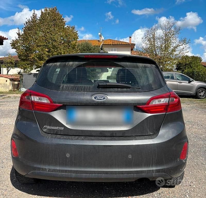 Usata Ford Fiesta Titanium 95 CV (69 kW) 2020 Grigio Utilitaria