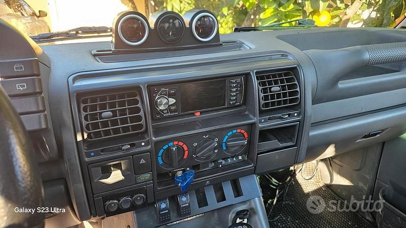 Usata Land Rover Discovery 2 113 CV (83 kW) 1998 Blu SUV