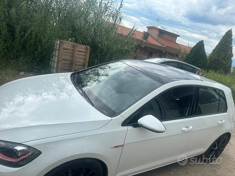 Usata VW Golf VII GTI 245 CV (180 kW) 2019 Bianco Berlina