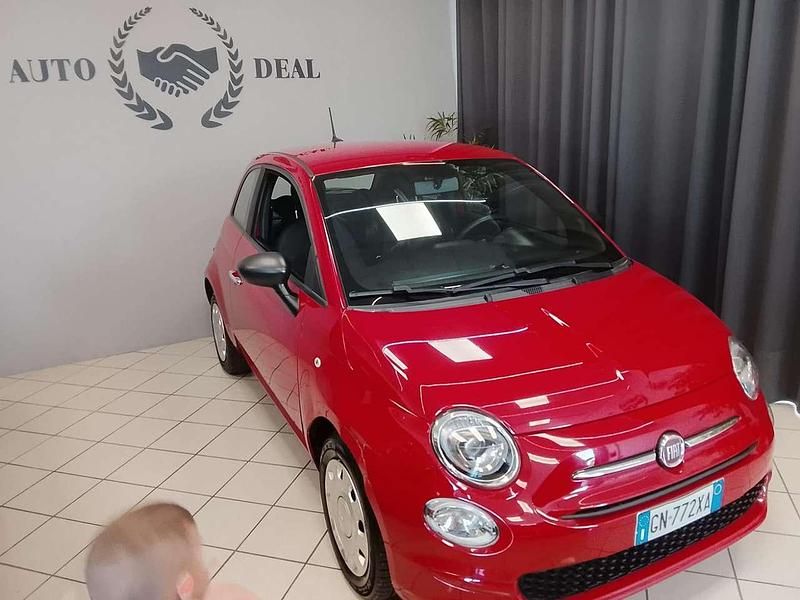 Usata Fiat 500 Dolcevita 69 CV (50 kW) 2023 Rosso Utilitaria