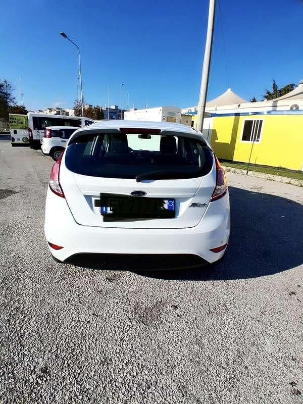 Usata Ford Fiesta Titanium 60 CV (44 kW) 2014 Berlina