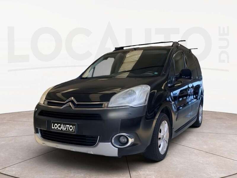Nero Usata 2013 Citroën Berlingo XTR Monovolume | 5490 € (Buon prezzo) - Immagine 1/4