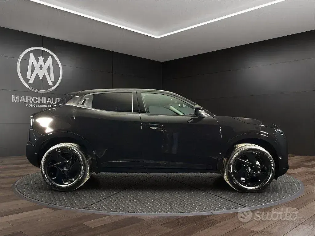 Nouvelle Alfa Romeo GT Junior Sprint 136 ch (100 kW) 2026 Noir SUV