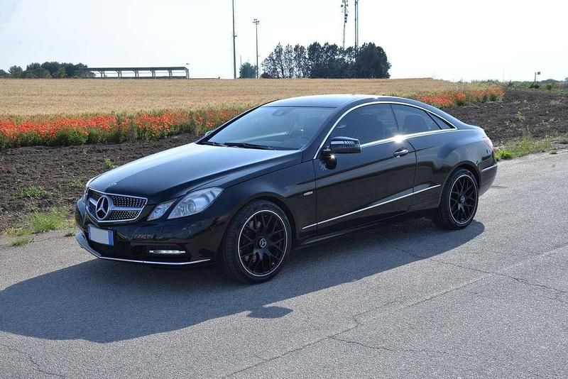 Usata Mercedes E220 Executive 170 CV (125 kW) 2013 Coupé