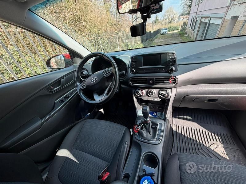 Usata Hyundai Kona 116 CV (85 kW) 2019 Rosso SUV