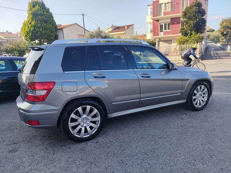 Usata Mercedes GLK250 Premium 204 CV (150 kW) 2012 Grigio SUV