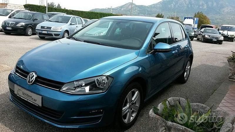 Usata 2013 VW Golf VII Tre volumi | 7500 € (Buon prezzo) - Immagine 1/4