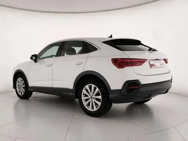 Usata Audi Q3 Sportback Business Plus 150 CV (110 kW) 2022 Bianco ibis SUV