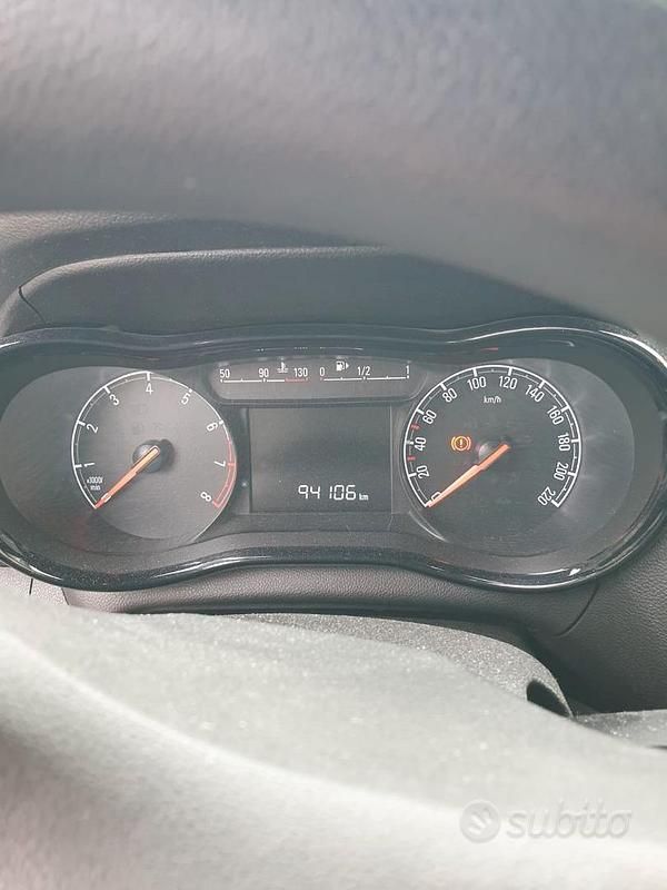 Usata Opel Karl 75 CV (55 kW) 2016 Grigio Utilitaria