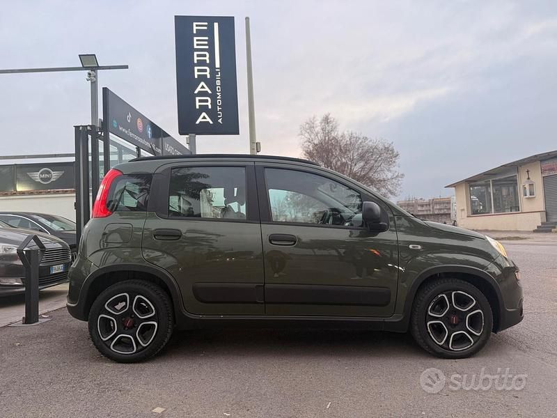 Usata Fiat Panda City Life 70 CV (51 kW) 2021 Verde Utilitaria
