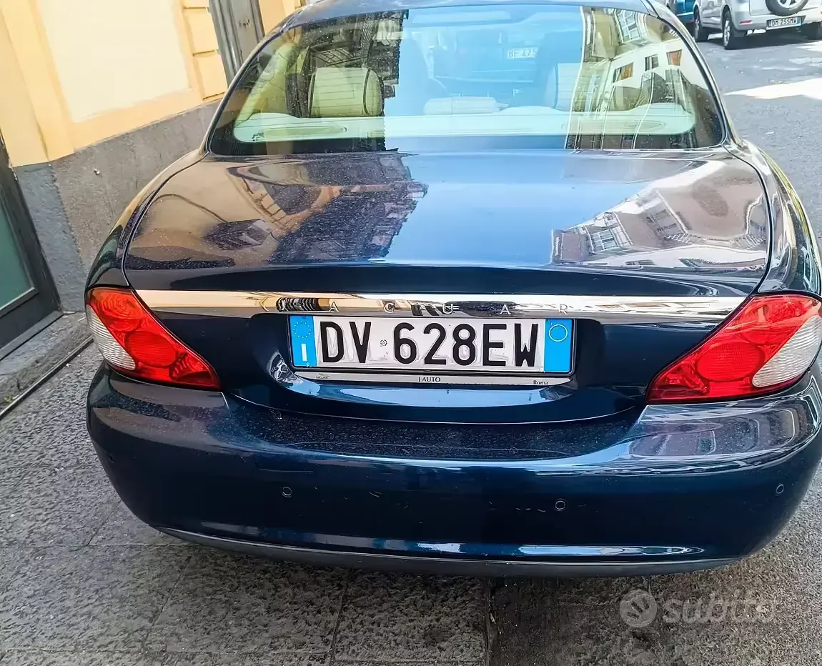 Usata Jaguar X-type 145 CV (106 kW) 2008 Blu Berlina