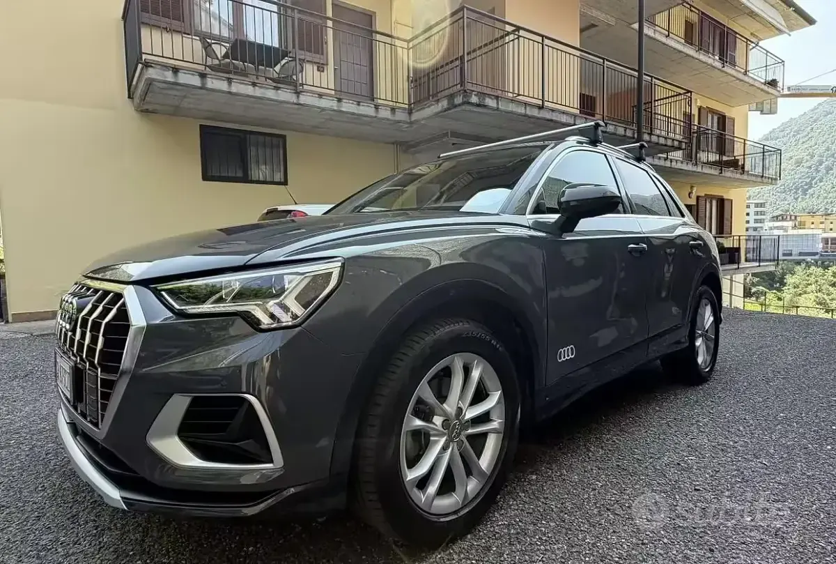 Usata Audi Q3 Advanced 150 CV (110 kW) 2018 Grigio SUV
