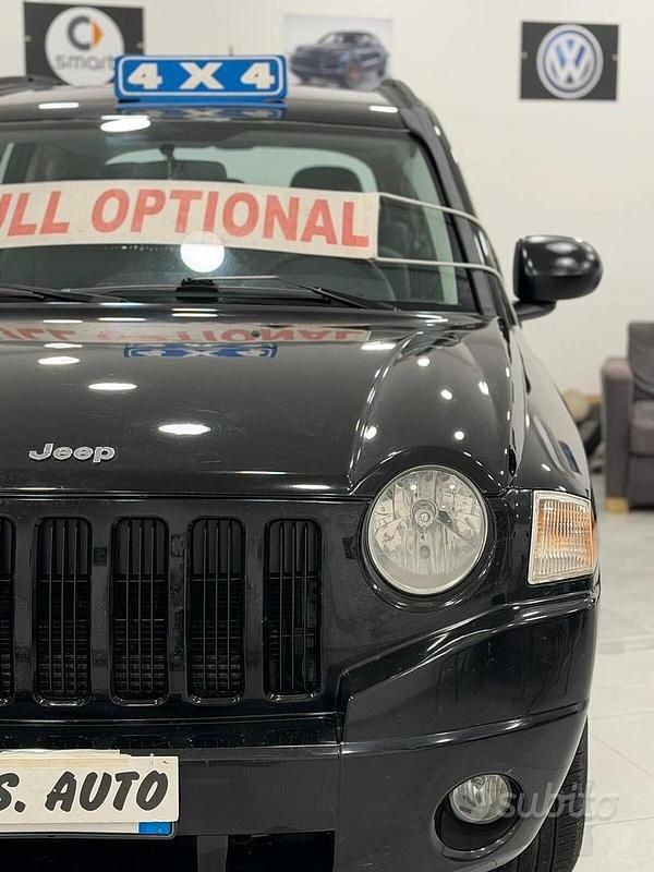 Usata Jeep Compass 140 CV (102 kW) 2007 Nero SUV