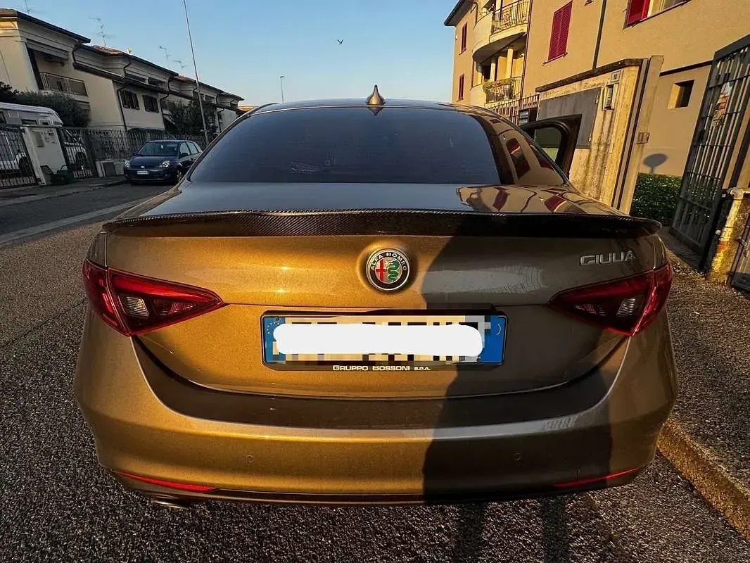 Usata Alfa Romeo Giulia Business Launch Edition 150 CV (110 kW) 2018 Berlina