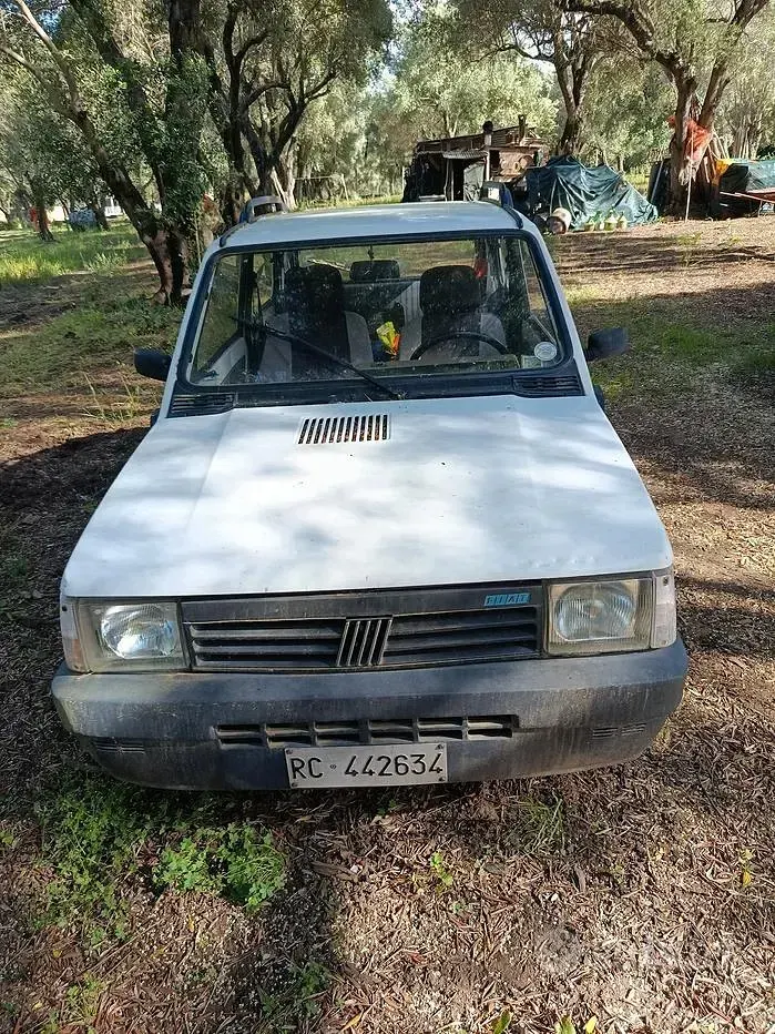 Usata Fiat 750 34 CV (25 kW) 1990 Berlina