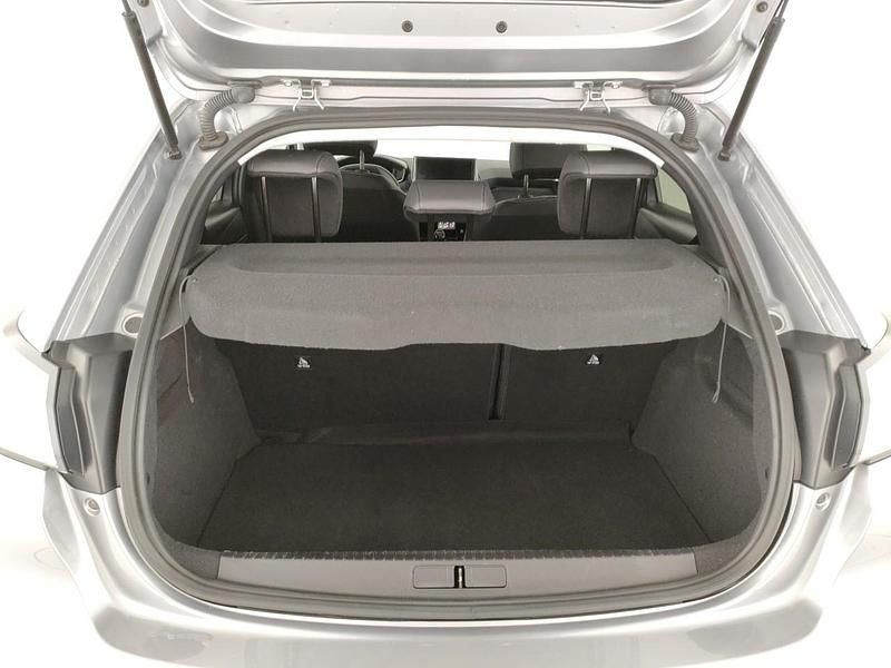 Usata Peugeot 208 Allure 100 CV (73 kW) 2025 Grigio Utilitaria